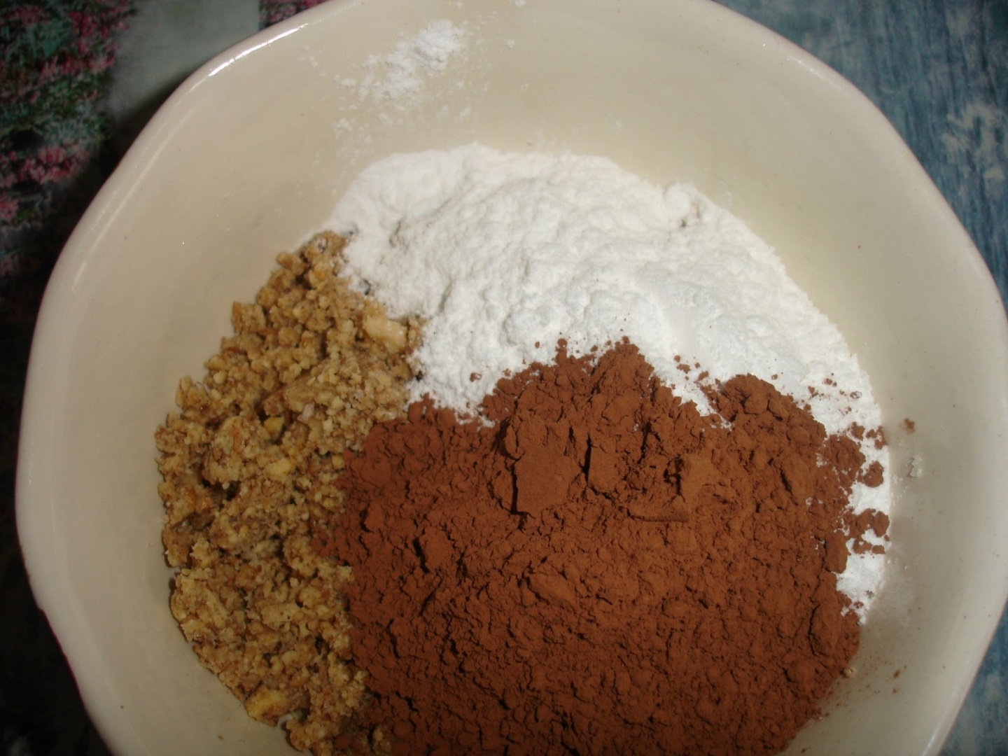 Cozonac cu nuca in tigaia dry cooker