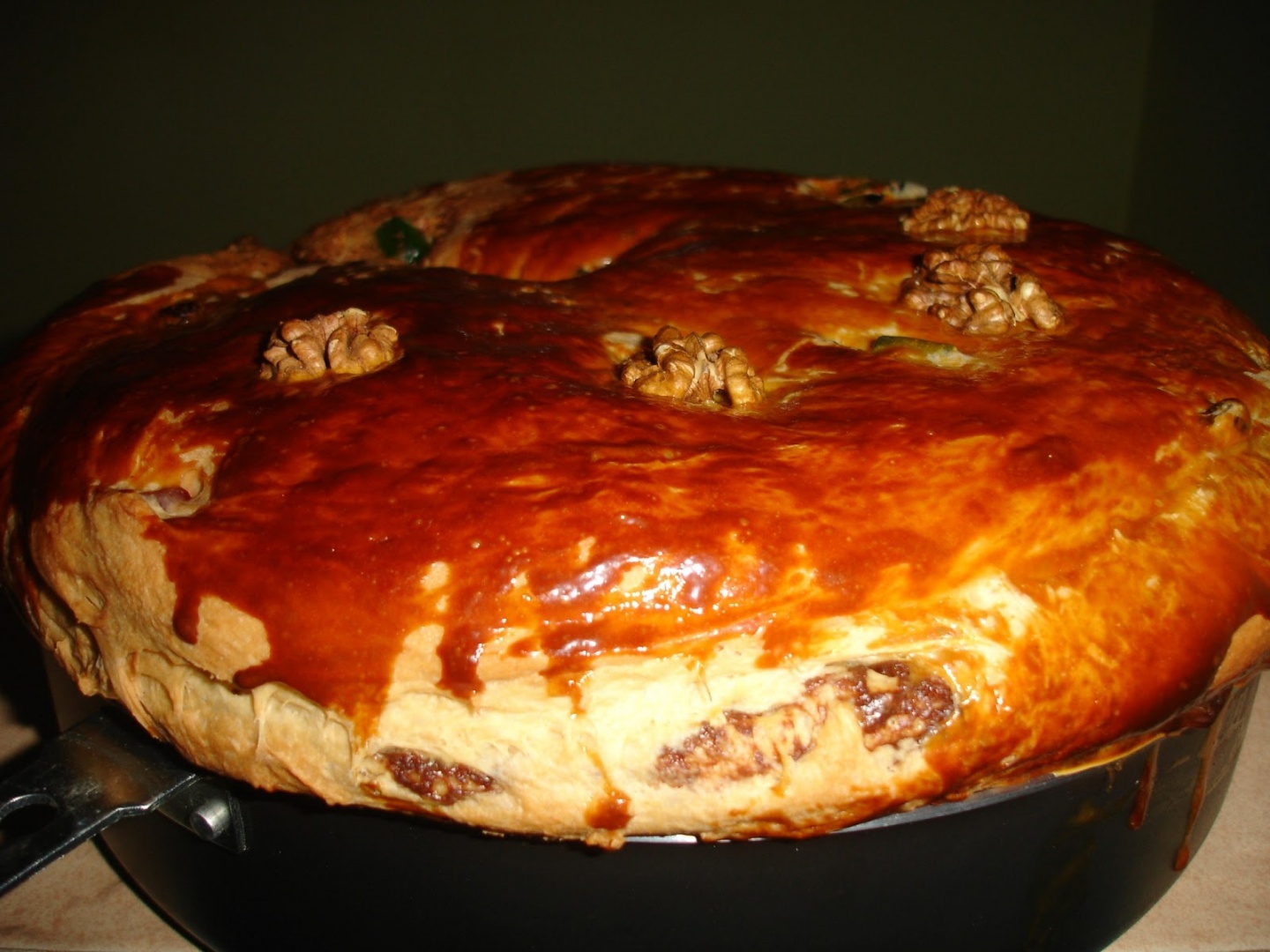 Cozonac cu nuca in tigaia dry cooker