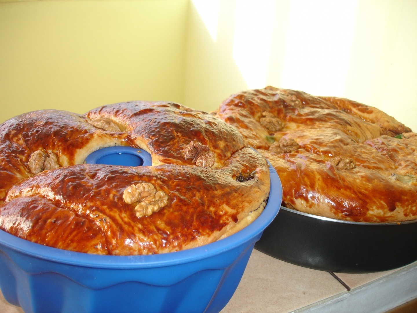 Cozonac cu nuca in tigaia dry cooker