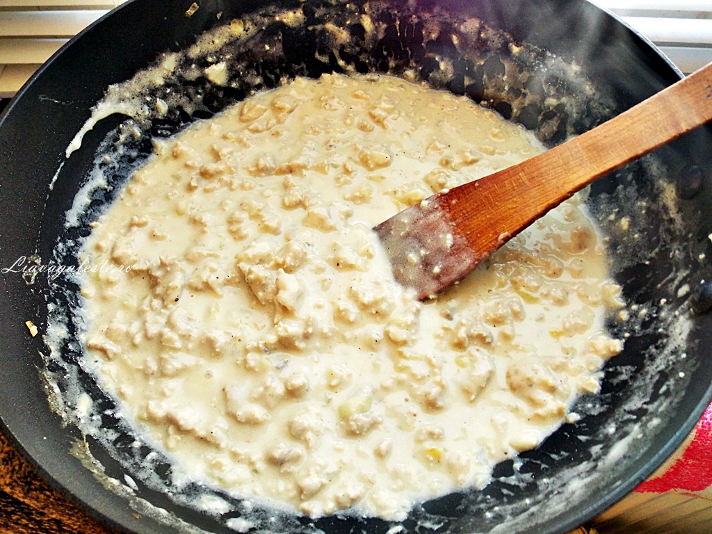 Cannelloni cu carne de pui