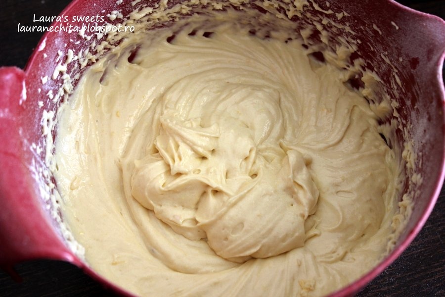 Chec cu lamaie si afine