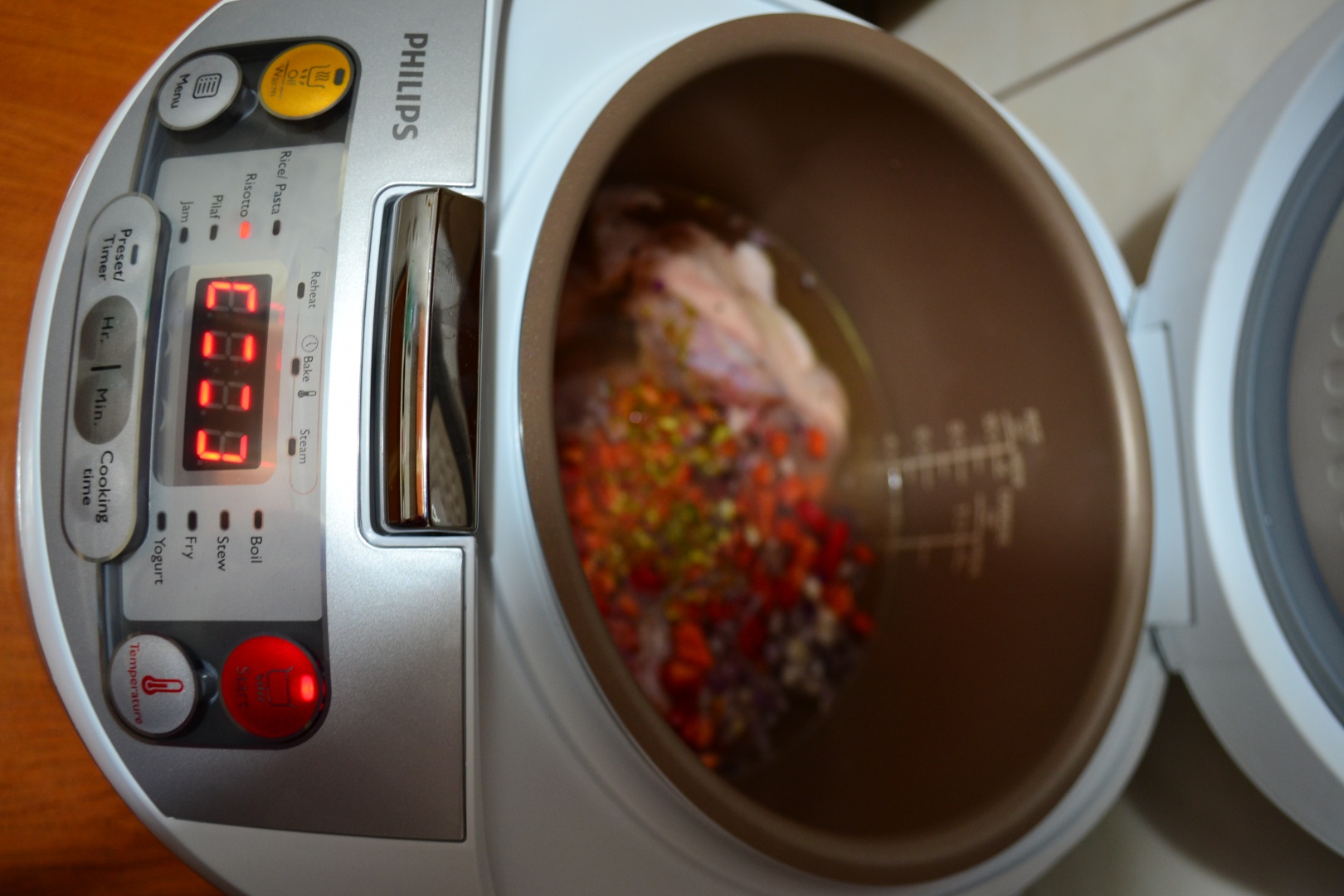 Pilaf cu pui si legume la Philips Multicooker