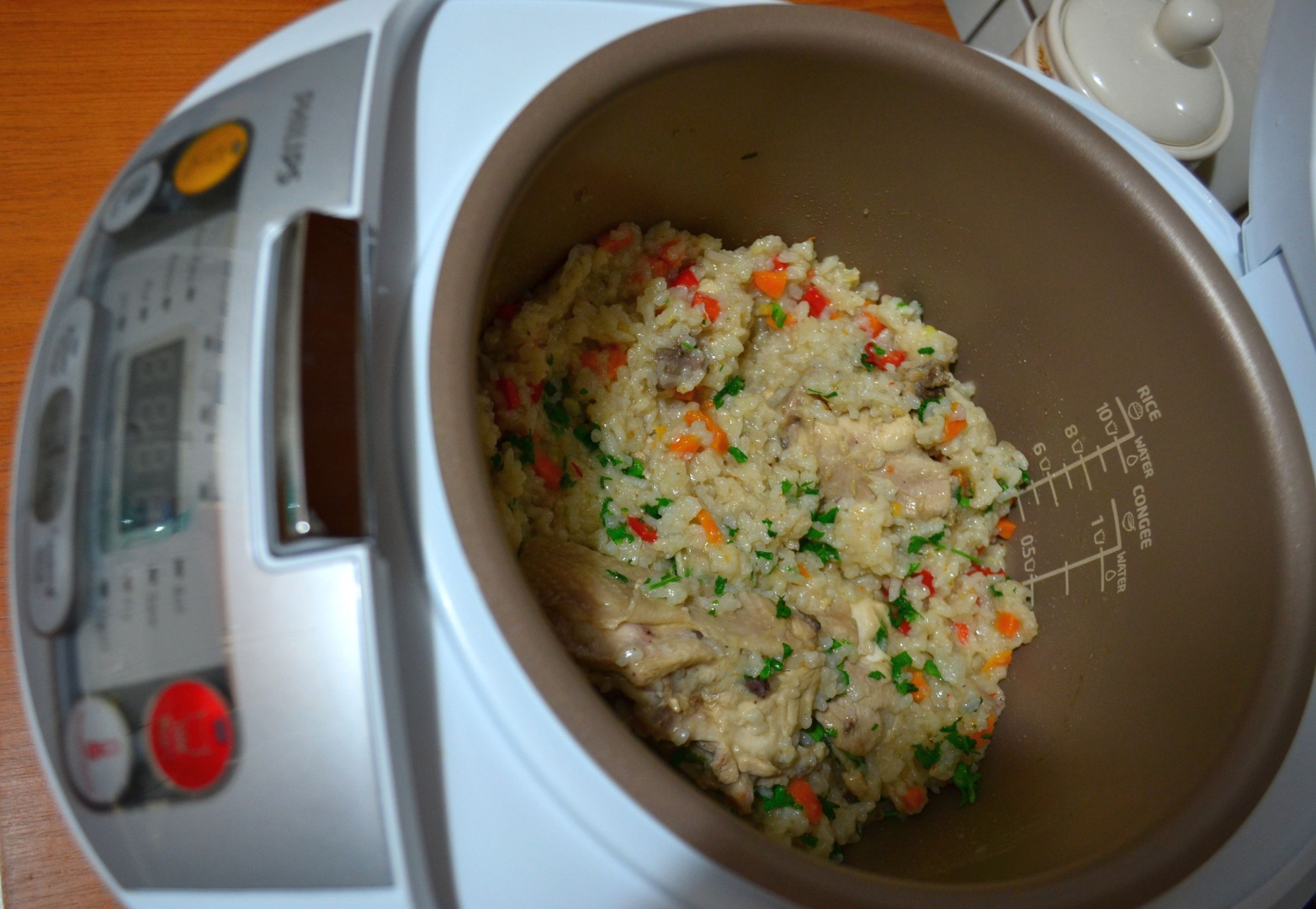 Pilaf cu pui si legume la Philips Multicooker