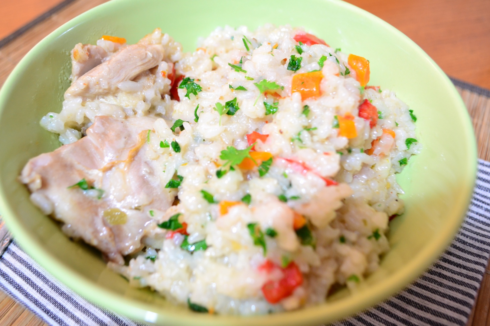 Pilaf cu pui si legume la Philips Multicooker