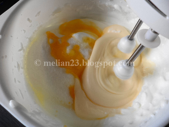 Pandispan pufos cu ananas