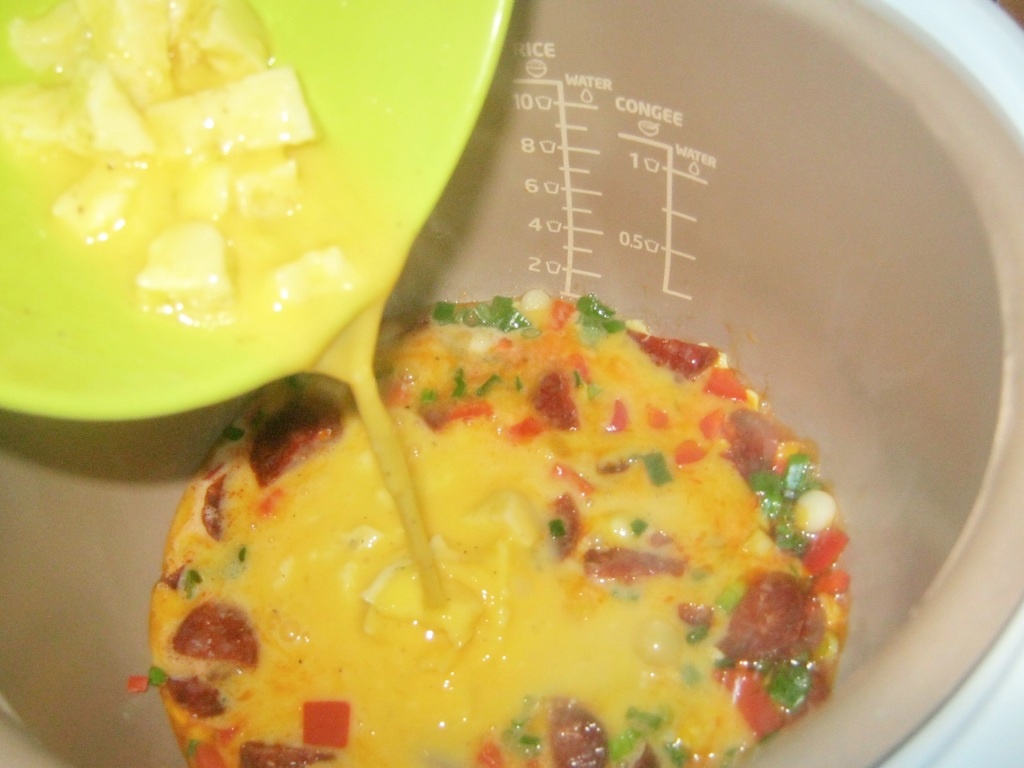 Omleta picanta la Multicooker Philips