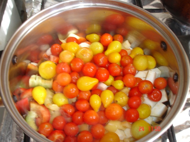 Piftelute cu sos de legume