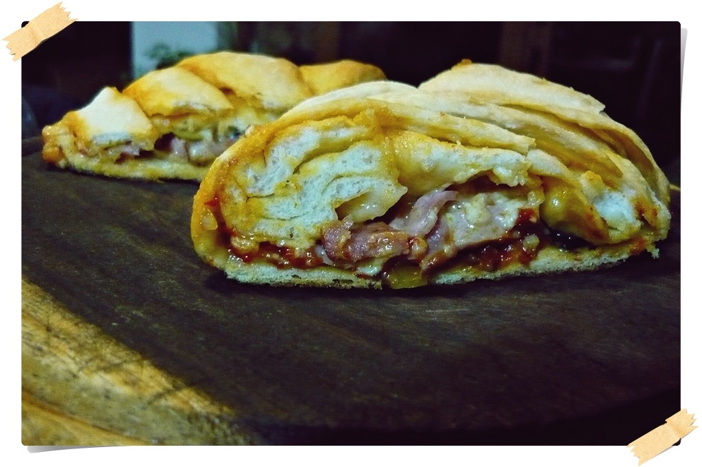 Pizza Calzone - varianta impletita