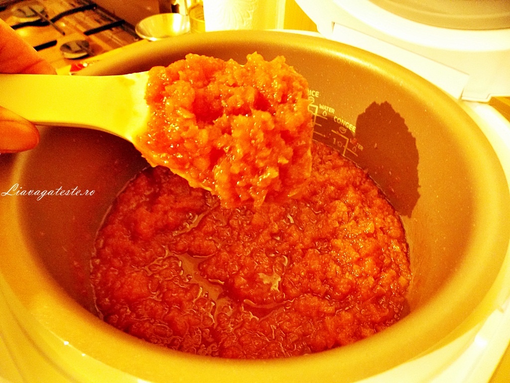 Gem de gutui in Multicooker