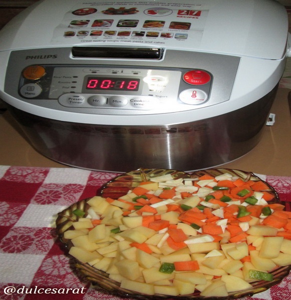 Ciorba taraneasca cu piept de vita la Philips Multicooker