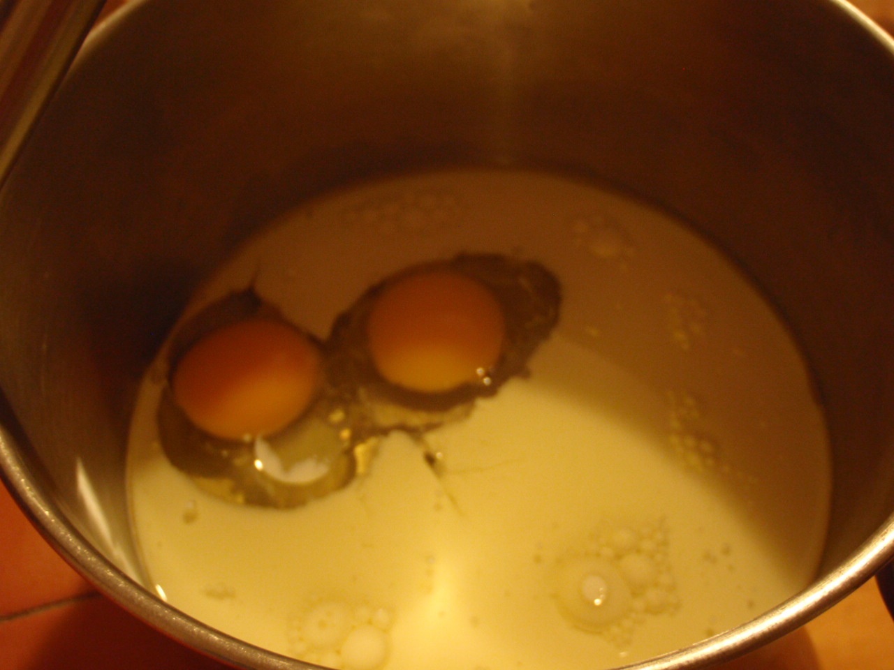 Negresa cu sos de ciocolata cu menta