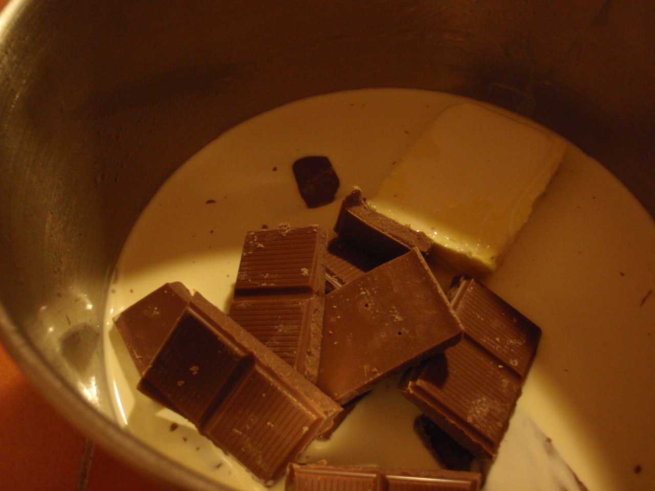 Negresa cu sos de ciocolata cu menta