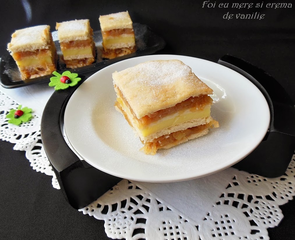 Foi cu mere si crema de vanilie