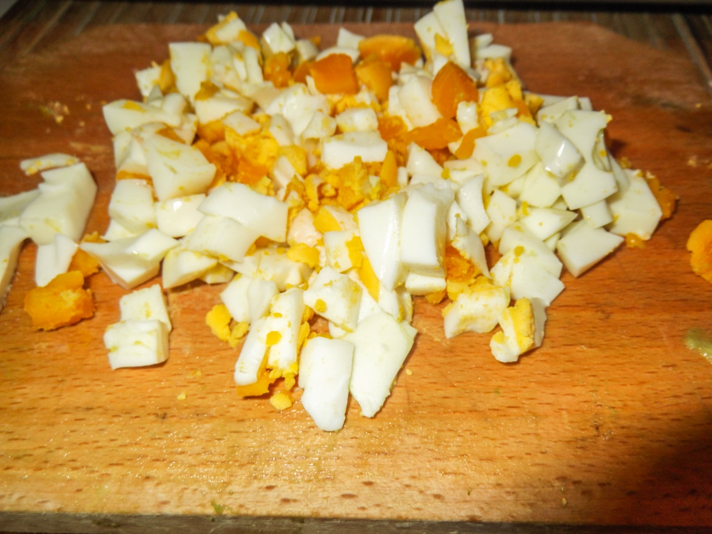 Salată de avocado cu ou