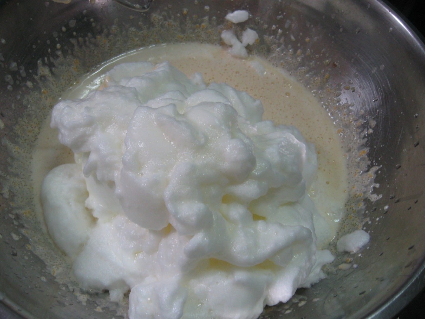 PRAJITURĂ CU DOVLEAC ŞI MERE PREPARATĂ LA PHILIPS MULTICOOKER