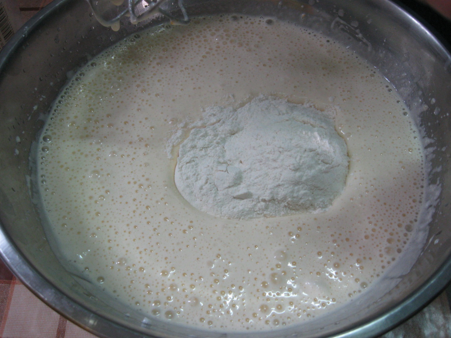 PRAJITURĂ CU DOVLEAC ŞI MERE PREPARATĂ LA PHILIPS MULTICOOKER