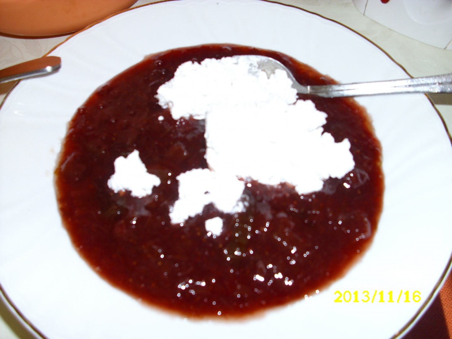 Prajitura cu dulceata de capsuni si rubarba