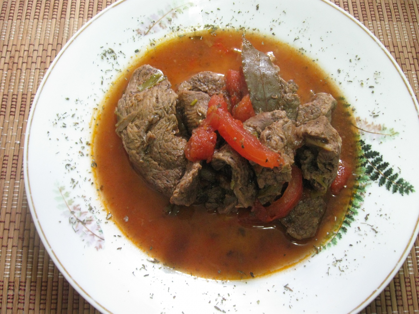 PULPĂ DE VIŢEL CU SOS DE VIN ŞI PIPER ROŞU  LA PHILIPS MULTICOOKER