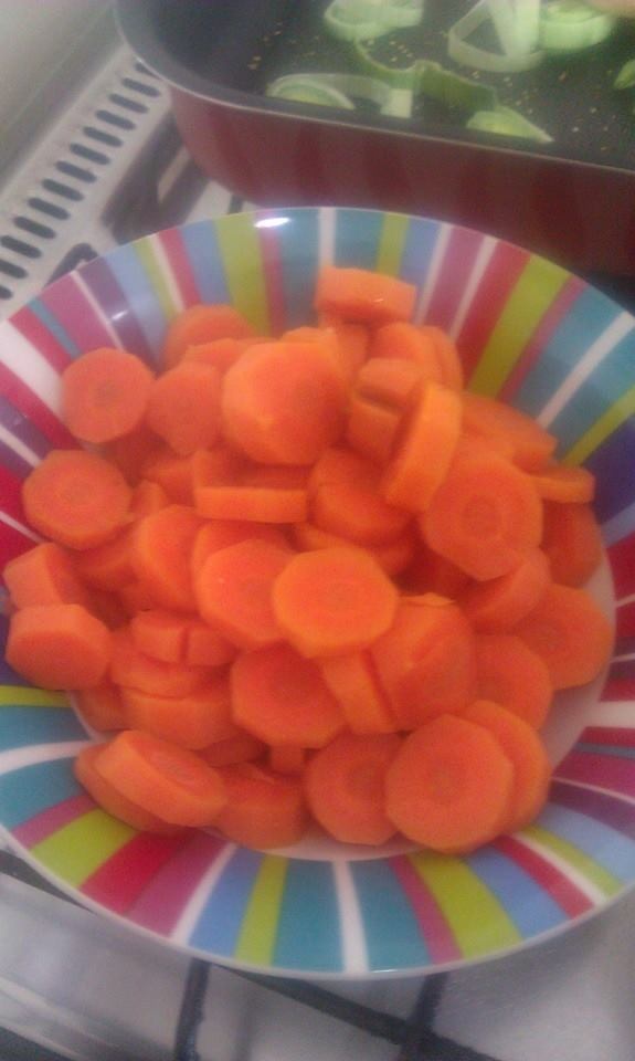 Conopida cu legume si smantana la cuptor