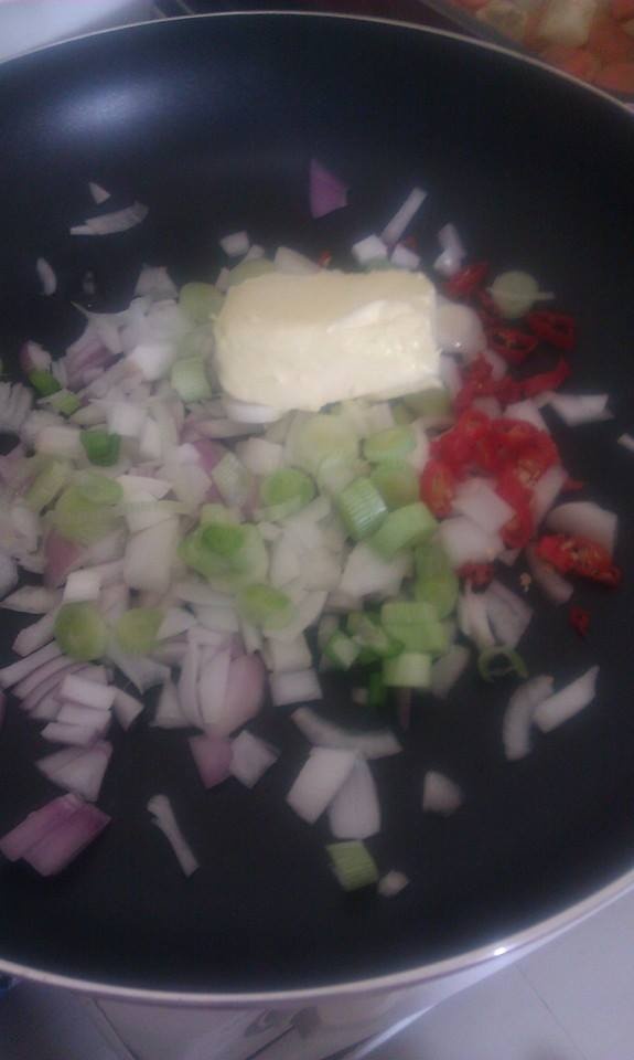 Conopida cu legume si smantana la cuptor