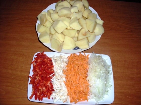 Mancare de cartofi cu masline