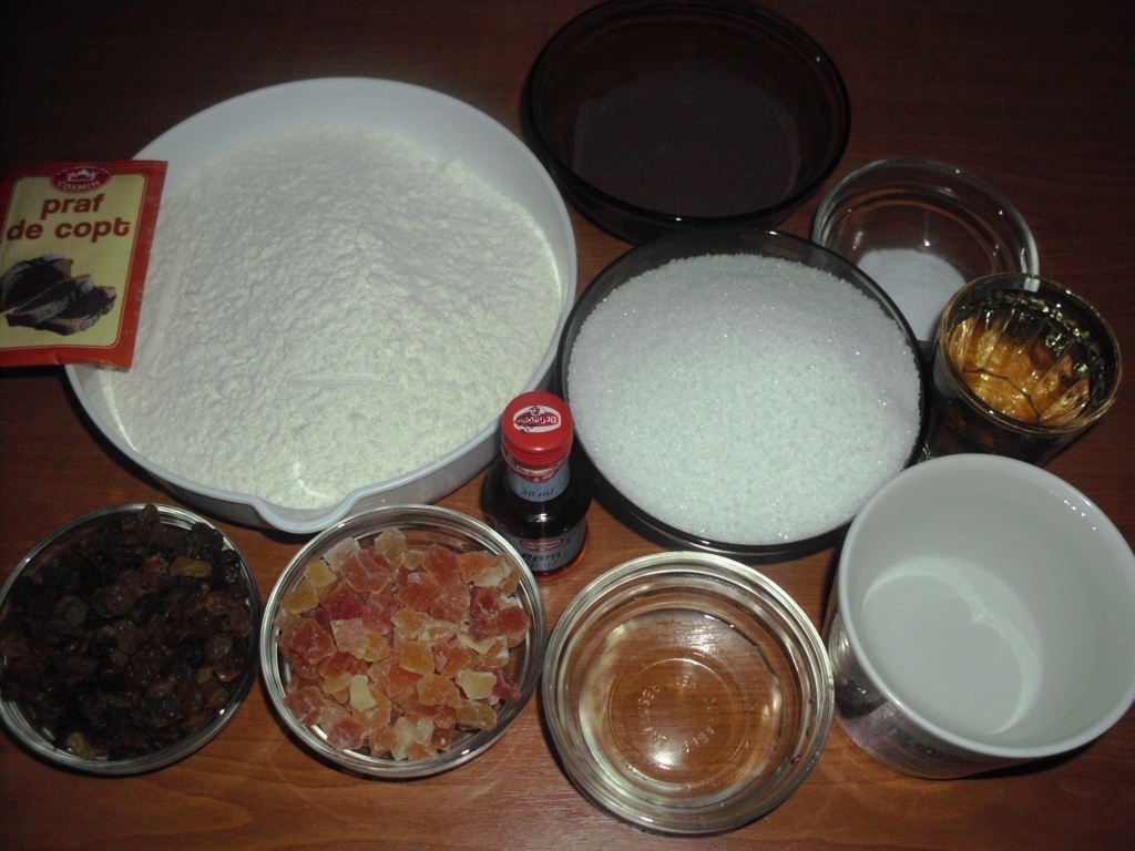 Chec cu cacao si stafide