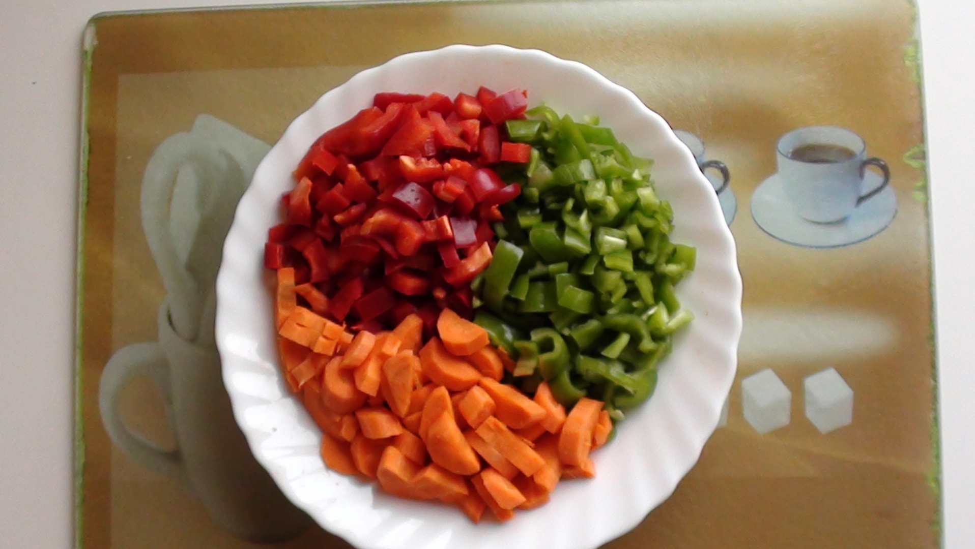 Guiso de verdura y ternera  ( Ghiveci cu carne de vita )