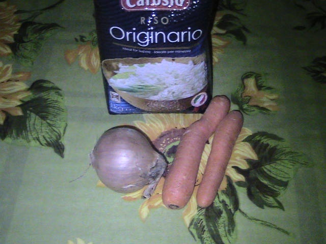 Pui la cuptor cu garnitura de orez