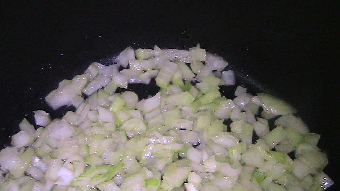 Pui la cuptor cu garnitura de orez