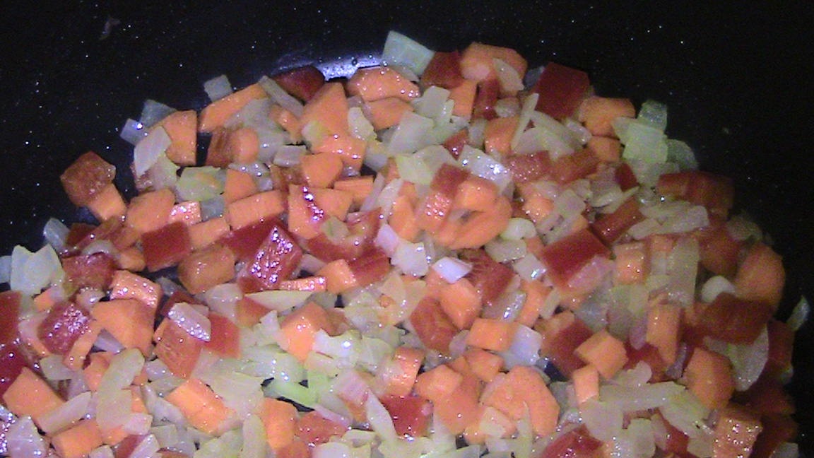 Pui la cuptor cu garnitura de orez