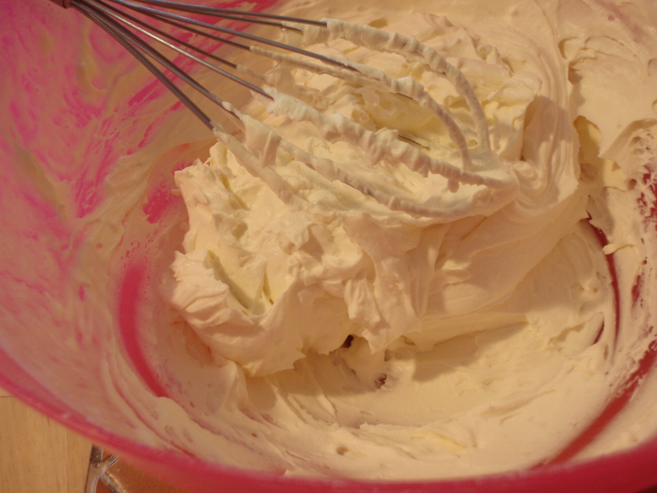 Tort cu menta și cremă de mascarpone