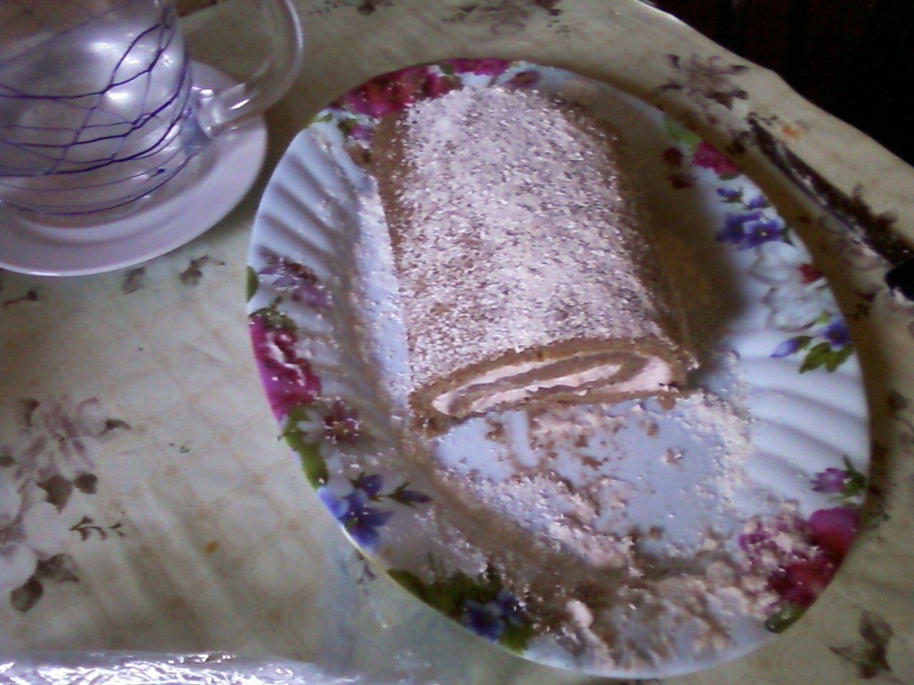 Rulada de budinca de capsuni si mascarpone