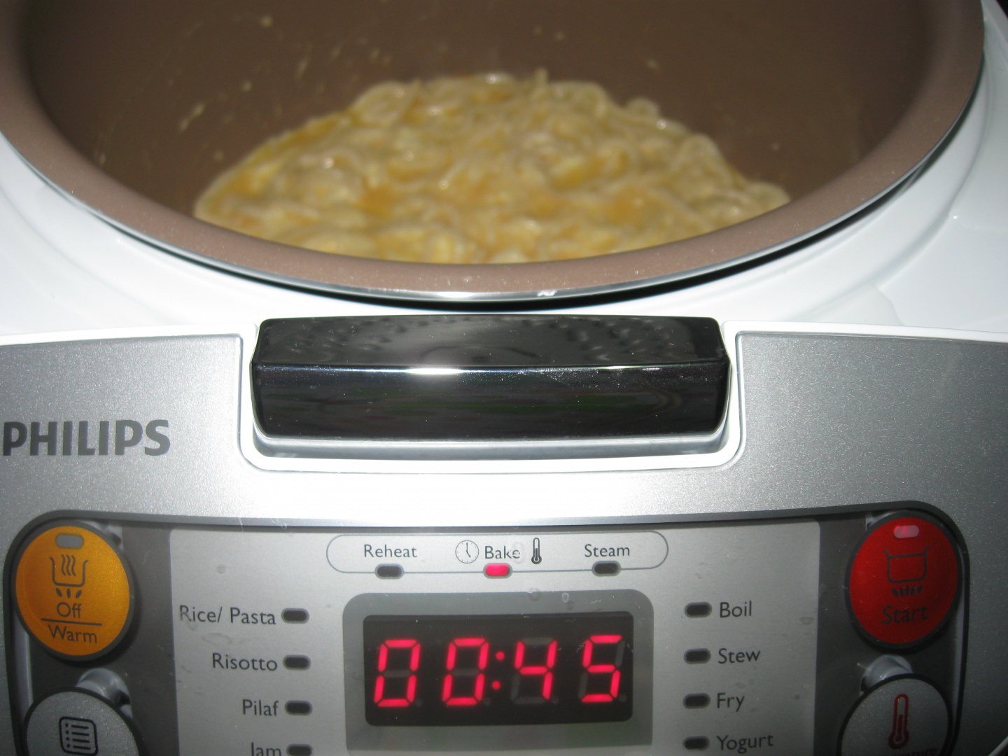 Budinca de spaghete cu branza la Philips multicooker