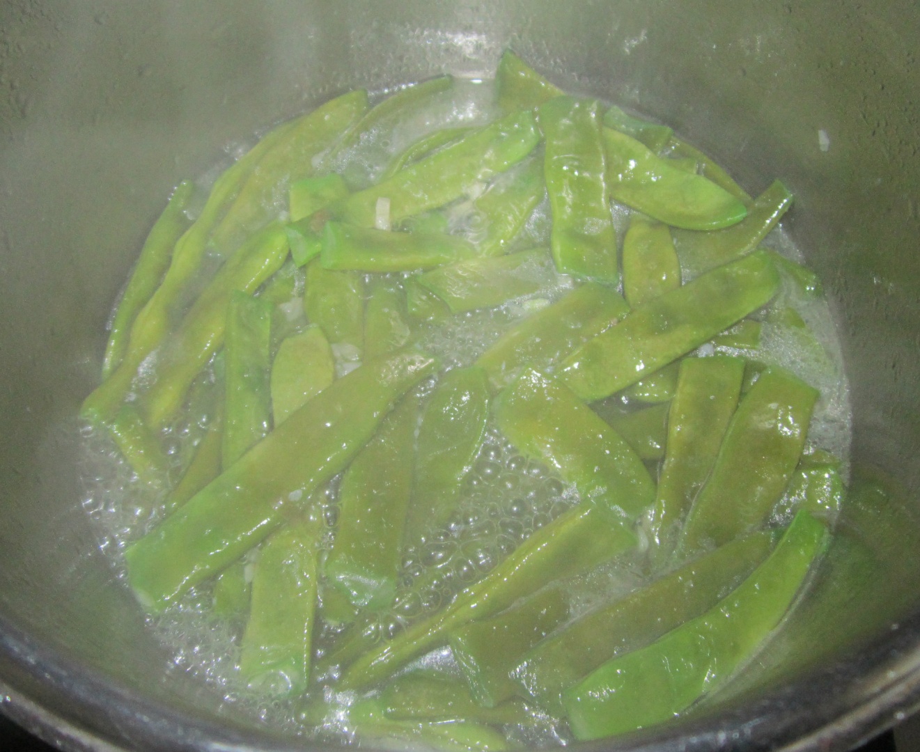 Pastai scazute cu usturoi