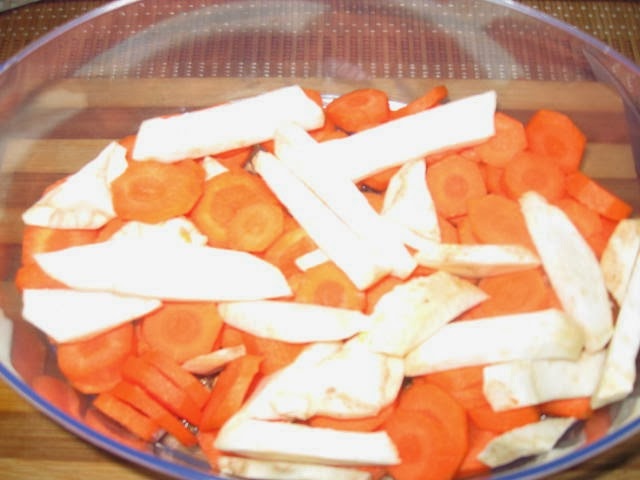 Rasol de pastrav cu piure de legume