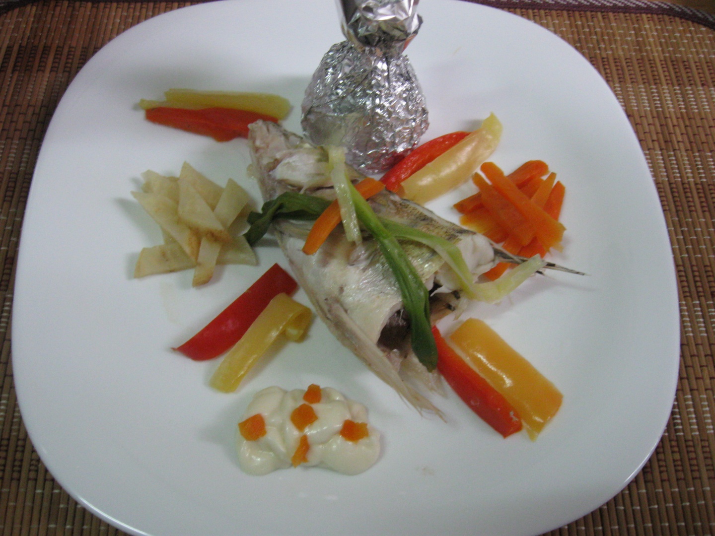 Salau fiert cu legume la Philips multicooker