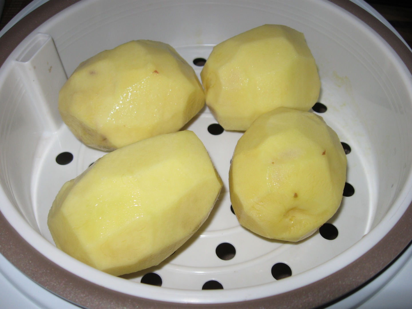 Cartofi surpriza  la Philips multicooker