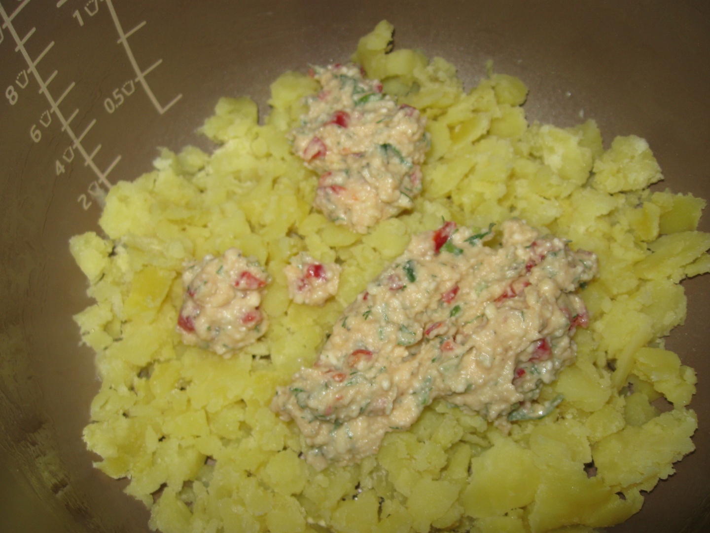 Cartofi surpriza  la Philips multicooker