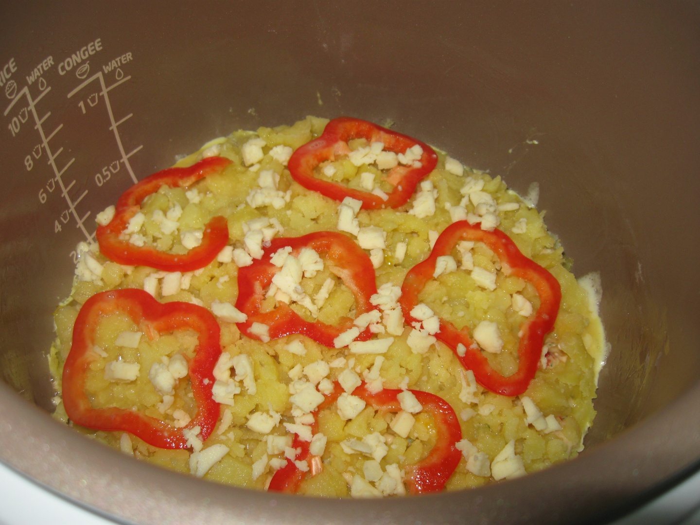 Cartofi surpriza  la Philips multicooker