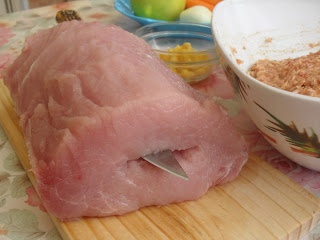 Cotlet umplut cu garnitura de fasole verde, ciuperci si porumb