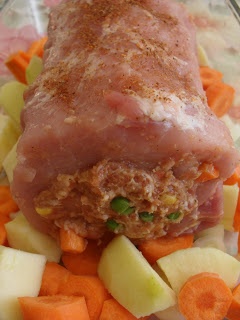 Cotlet umplut cu garnitura de fasole verde, ciuperci si porumb