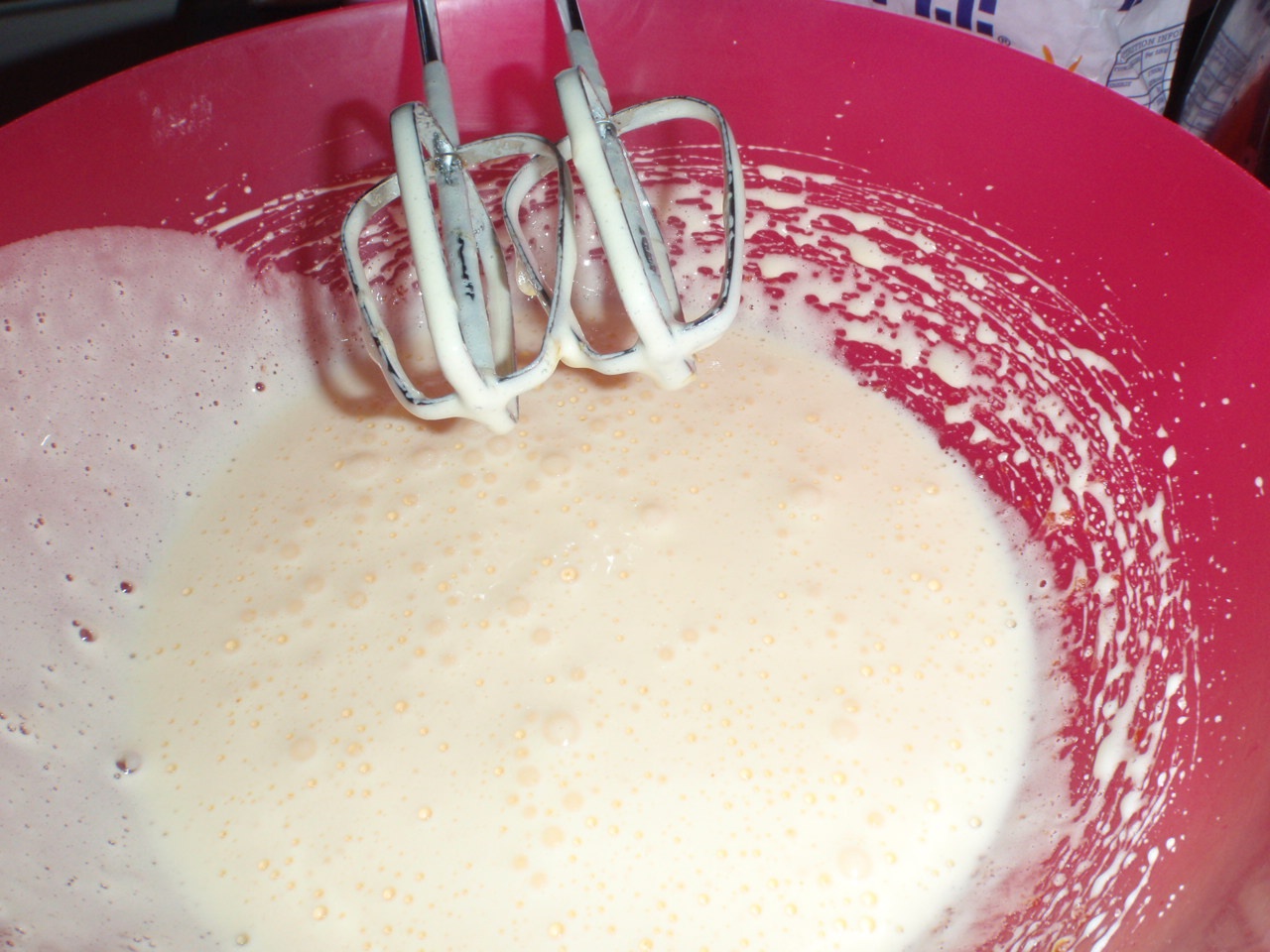 Sponge cake cu crema de lămaie