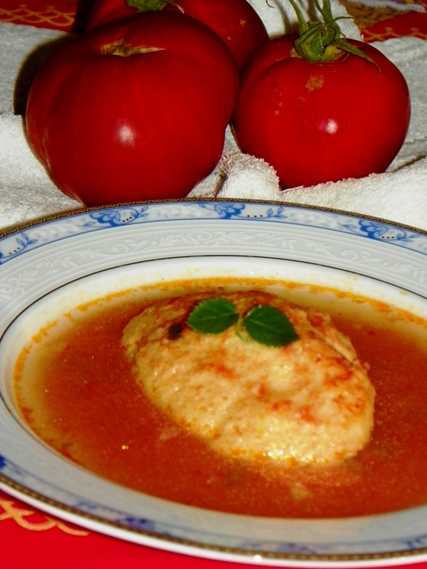 Supa de rosii cu galuste
