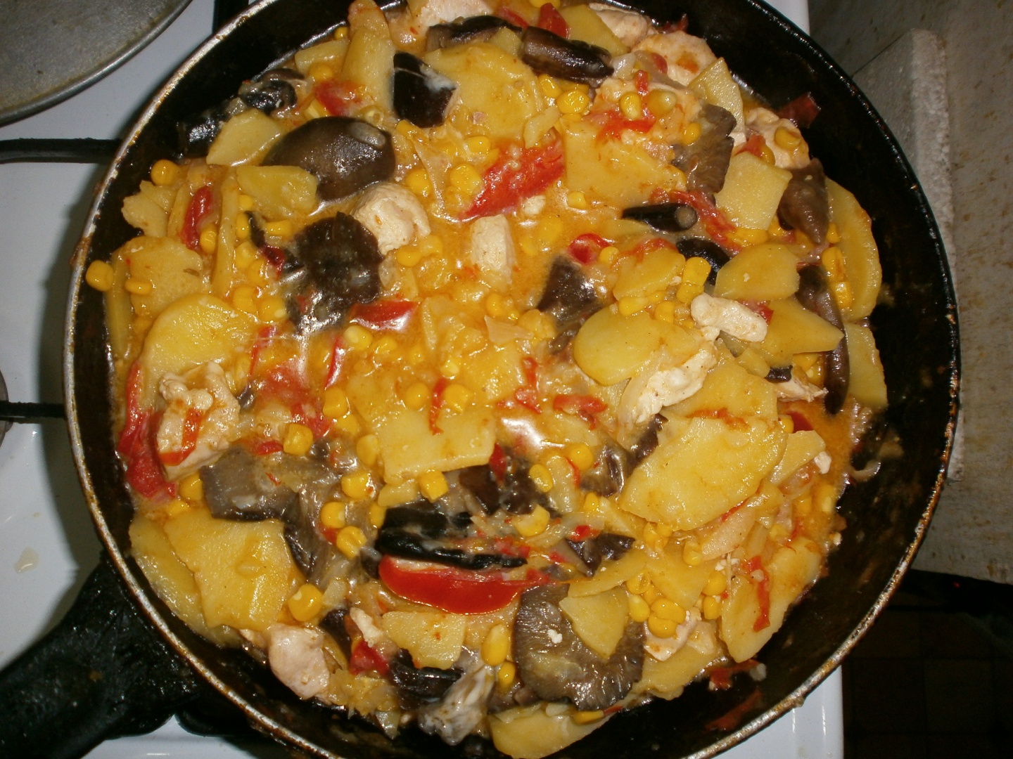 Tocanita de pui cu branza de burduf