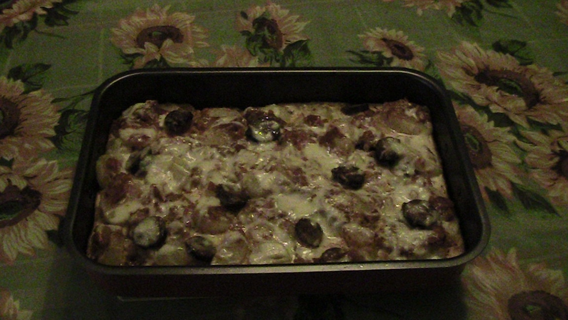 Sufleu de cartofi cu carnati de casa