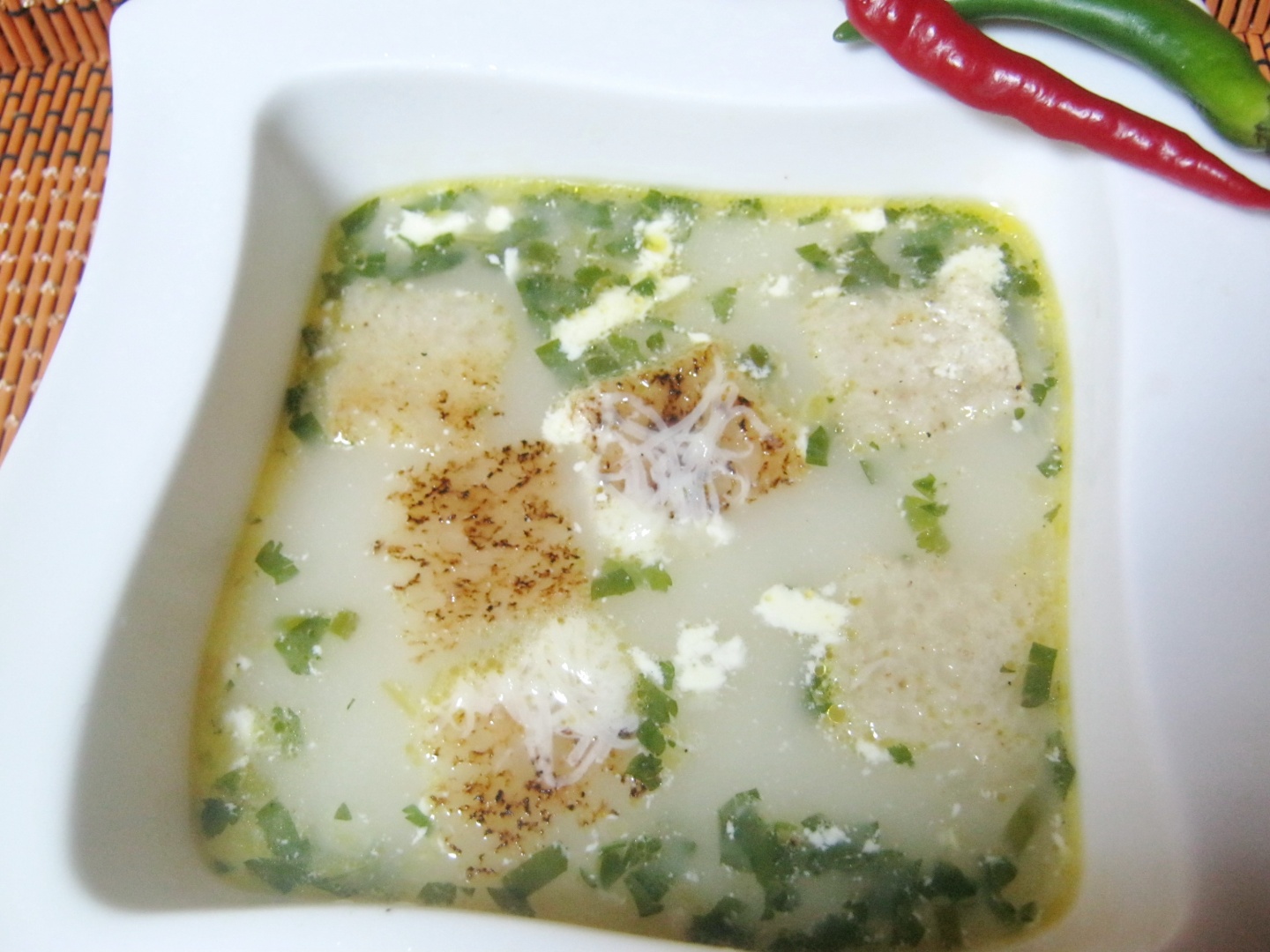 Supa de branzeturi cu verdeata facuta cu Multicooker Philips