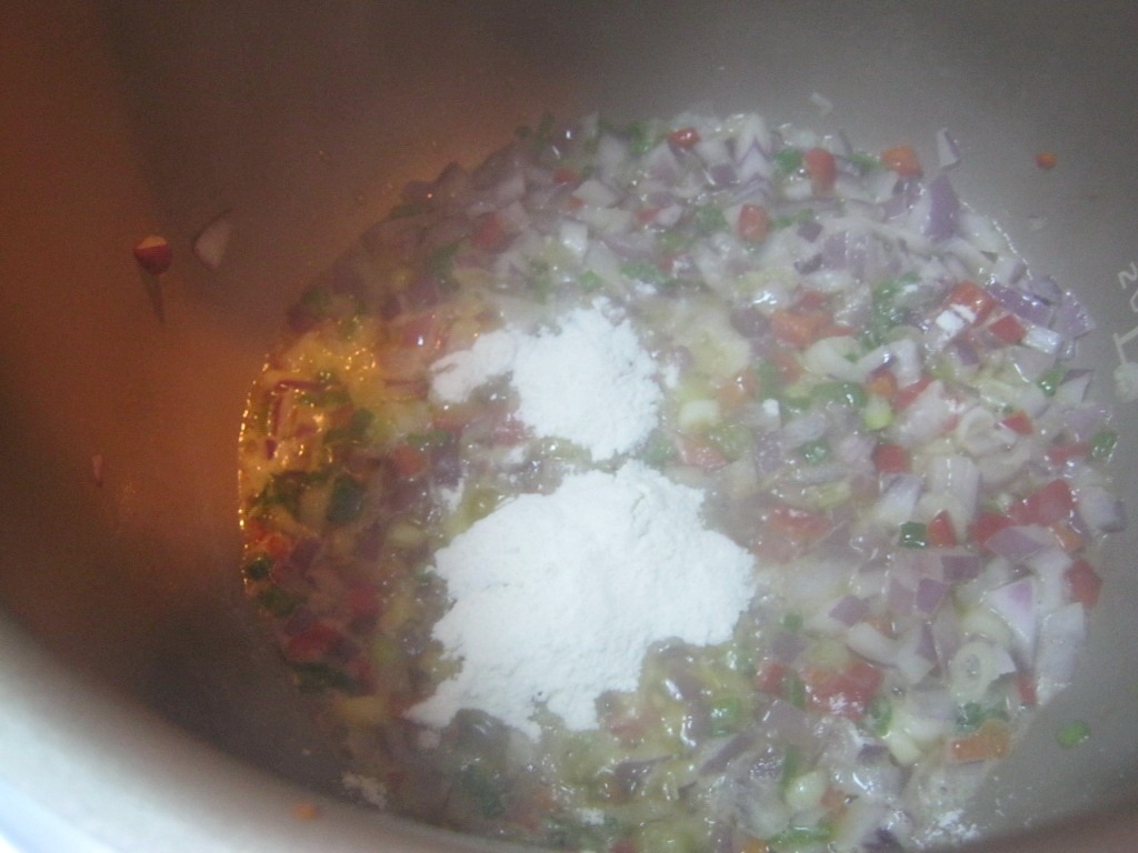 Supa de branzeturi cu verdeata facuta cu Multicooker Philips