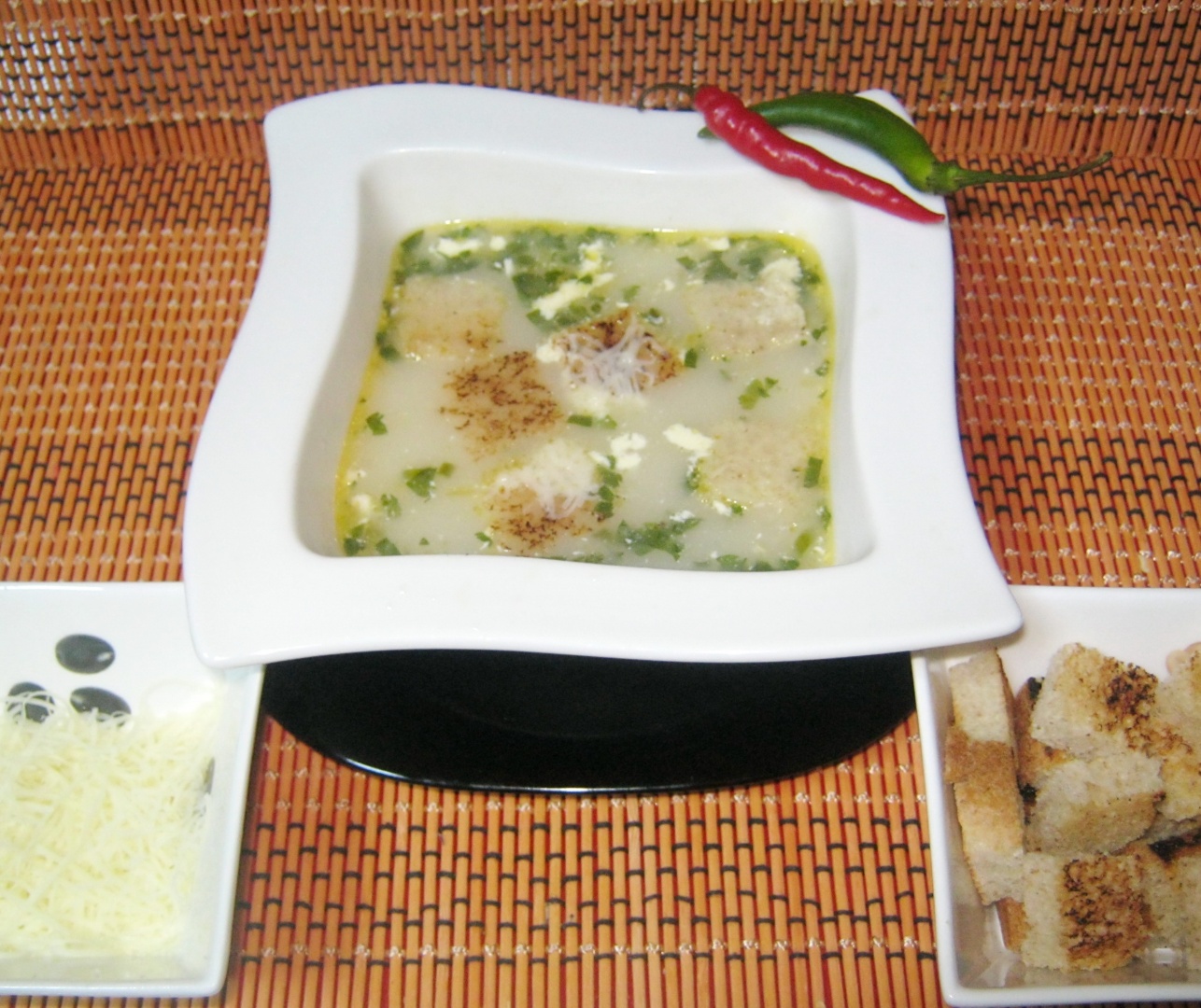 Supa de branzeturi cu verdeata facuta cu Multicooker Philips