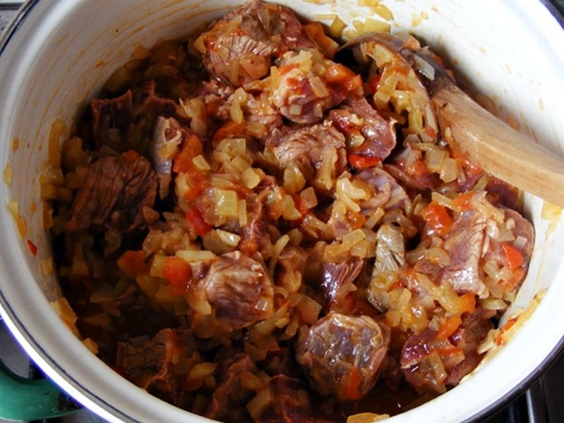 Tocanita de vitel ca la mama acasa