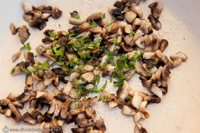 Vol au vent cu John Dory si ciuperci